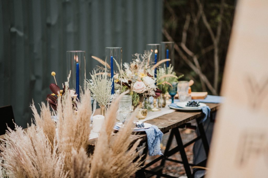 intimate table setting for outdoor BC elopement